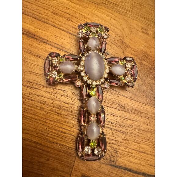 Vintage Unsigned D&E for Alice Caviness Rhinestone Figural Cross Pin / Pendant - Picture 1 of 6